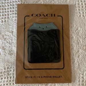 BNWT Coach phone wallet